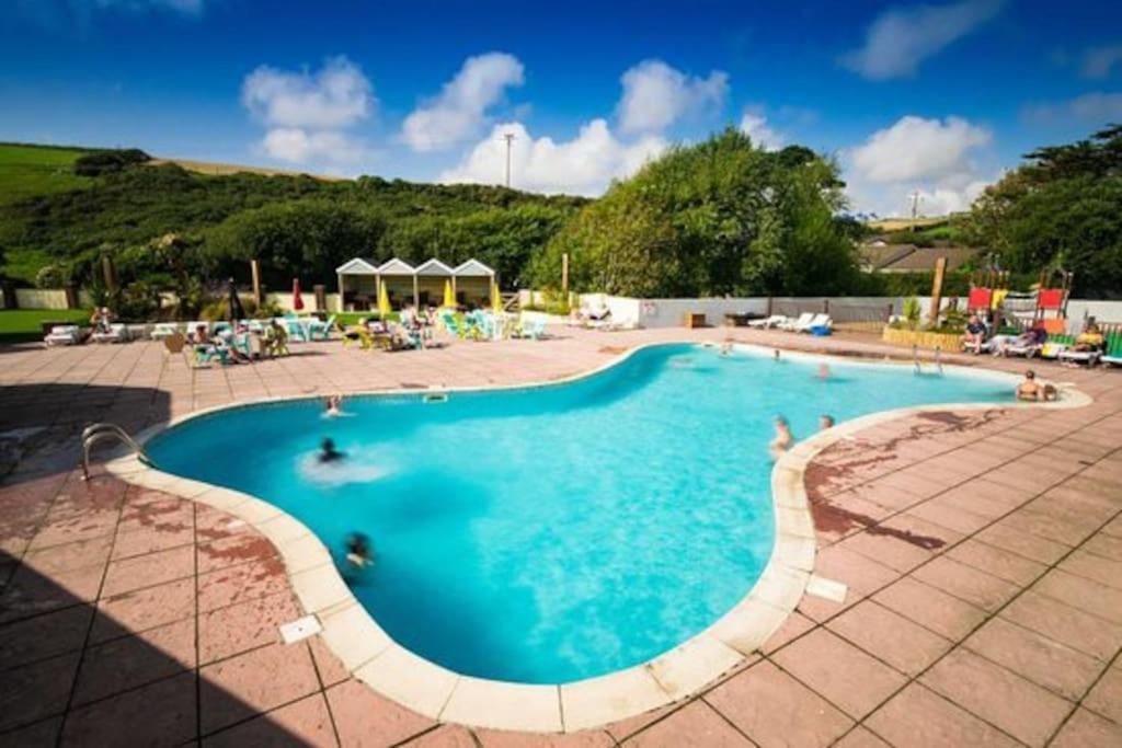 2 Bedroom Caravan. Newquay. Cornwall. New Quay Buitenkant foto